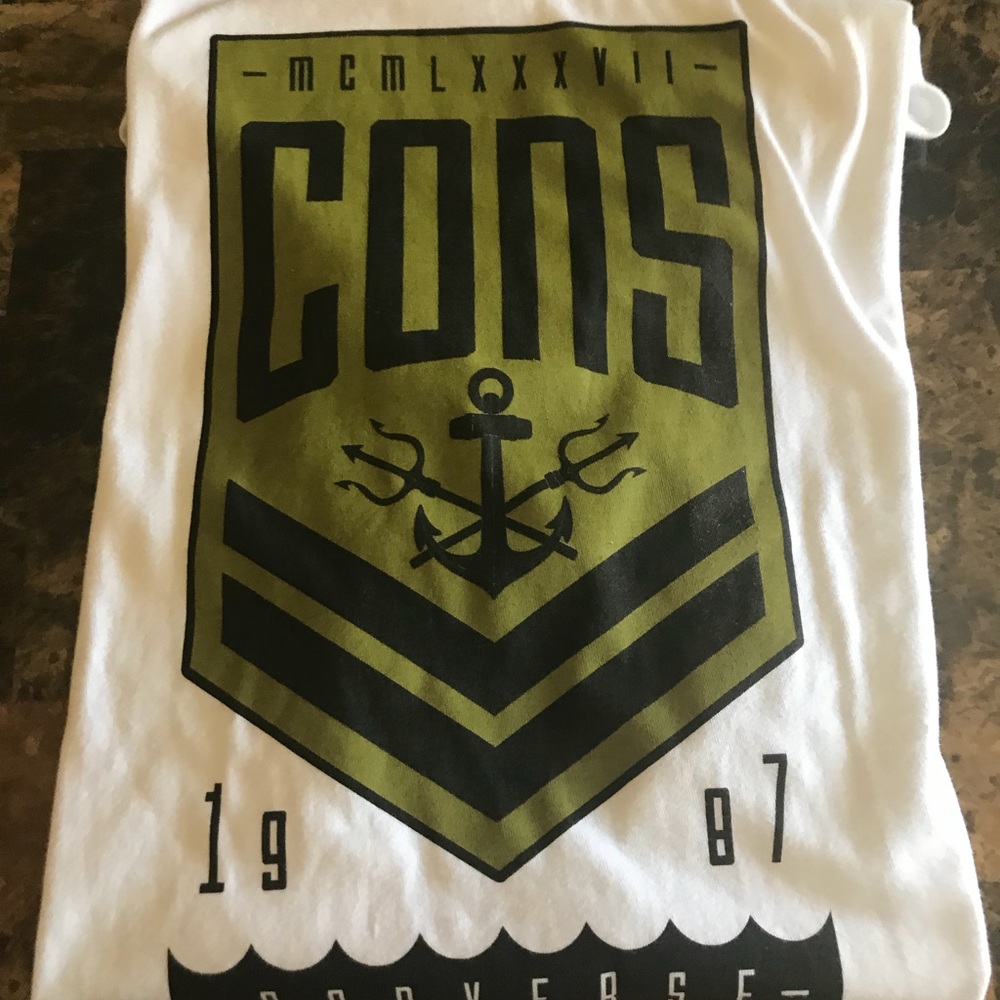 Converse T-Shirt NWT